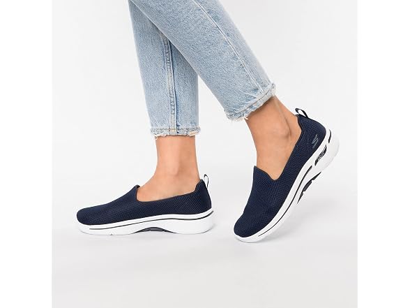 Skechers Women's Go Walk Arch Fit - Grateful, Navy/White, 8 Wide