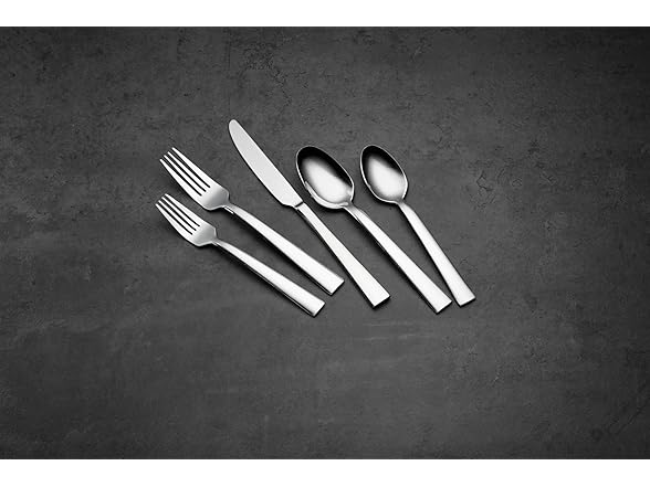 Oneida Madison Avenue 45-Piece Everyday Flatware Set