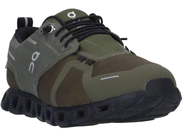 On Running Cloud 5 Waterproof Men's Shoes (11.5)