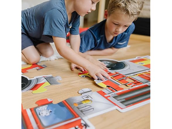 MELISSA & DOUG FLOOR PUZZLE GIANT FIRE TRUCK