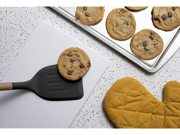 Country Kitchen Utensil Baking Set