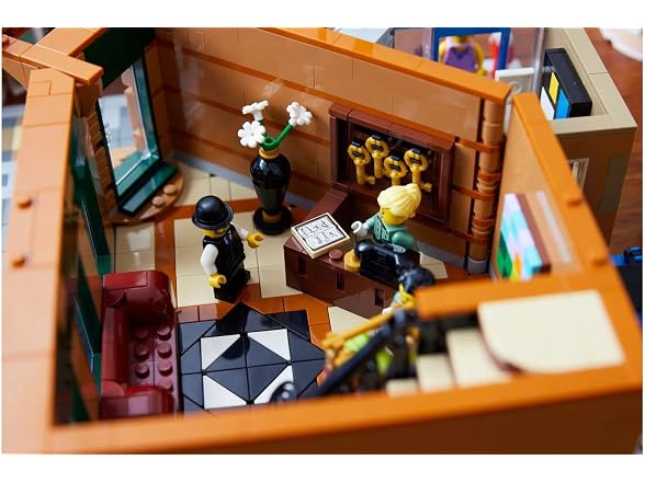 LEGO Boutique Hotel 10297
