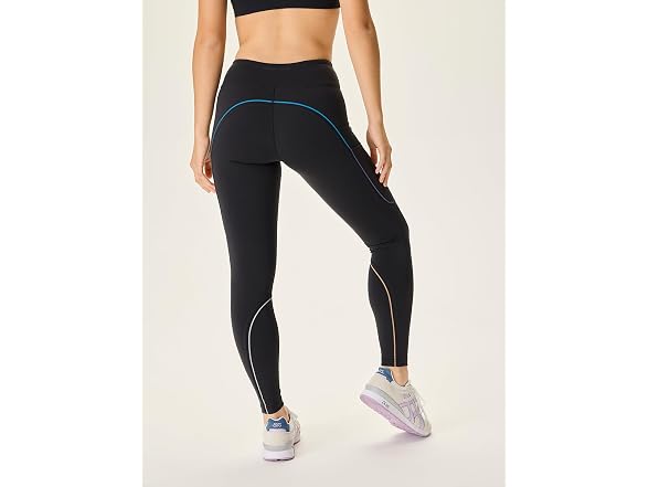 Outdoor Voices Women (XXS) Frostknit 7/8 Legging