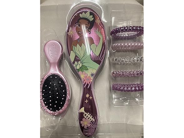Wet brush’s Disney Princess Tiana Detangling Accessory Bundle