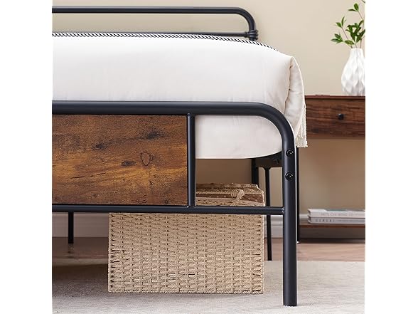 IDEALHOUSE Vintage 13" Full Bed Frame