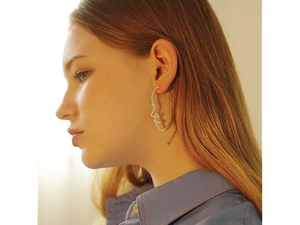 DoubleNine Hollow Face Earrings