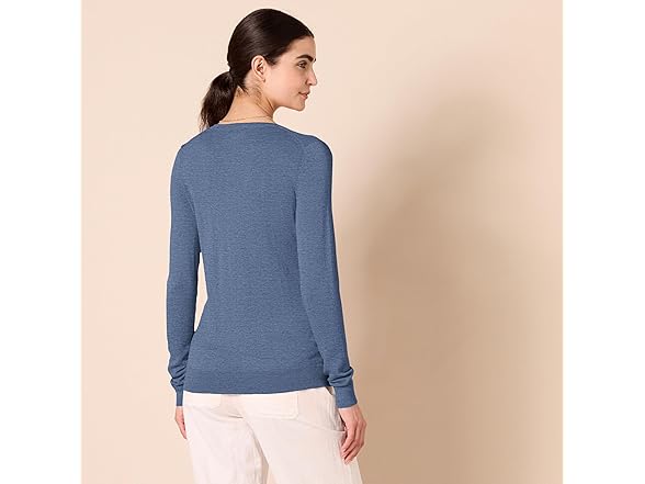 Amazon Essentials Women Lightweight LS VNeck Sweater