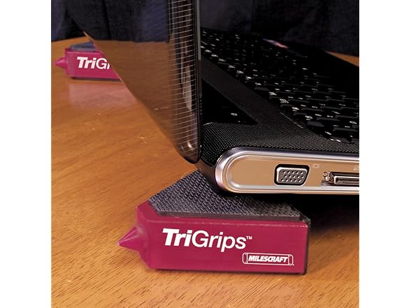 Milescraft 1600 TriGrips - Triangle