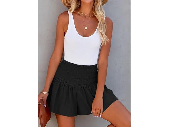 Dokotoo Women (M) High Pleated Shorts