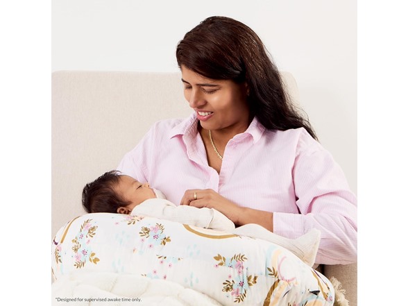 Dream On Me Beeboo Nursing Pillow