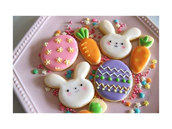 LUBTOSMN Shamrock Easter Cookie Cutter