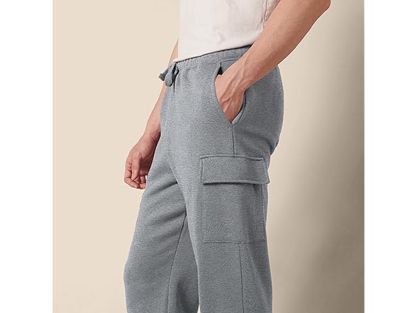 Amazon Essentials Mens RelaxedFit Cargo Fleece Sweatpants