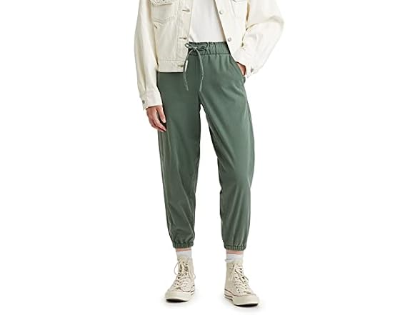 Levi's Women Off Duty Jogger