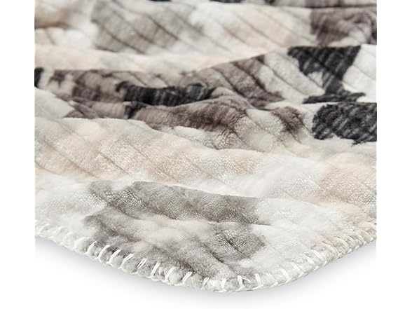 Northwest Ashford Cozy Silk Touch Nadira Ikat 60"x80"