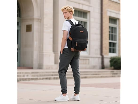 RealCool 15.6-17.3" Laptop Backpack, 31L