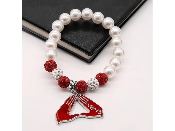 Husuru Delta Pearl Bracelet