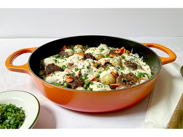 Le Creuset Enameled Cast Iron Signature Everyday Pan