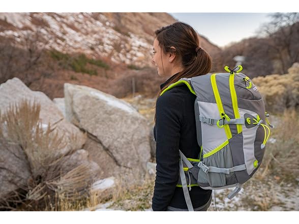 TETON Pursuit 2000 Backpack