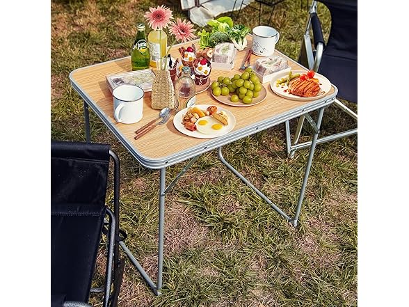 FUNDANGO Small Folding Table