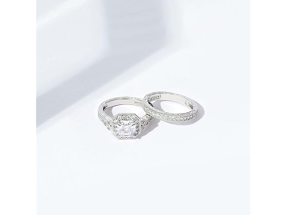 Amazon Essentials Platinum-Plated Sterli