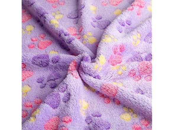Super Soft Cute Warm Fleece Pet Dog Blanket Flannel