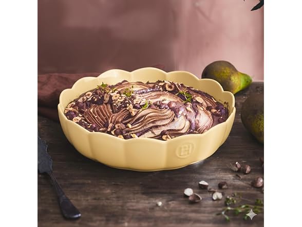 Emile Henry Madeleine Round Cake Dish, Vanilla