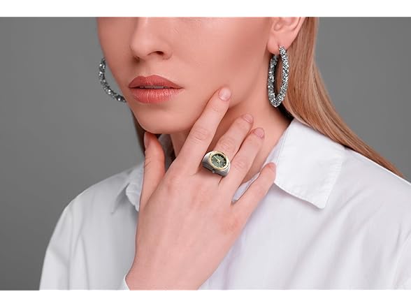 Jessica Simpson Silver Ring Watch Gold Bezel