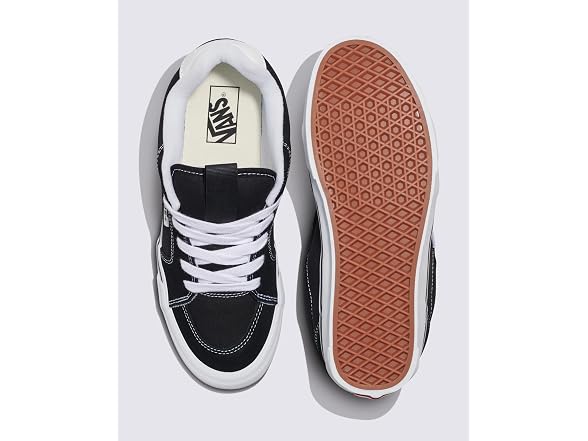 Vans Unisex Chukka Push Skate Shoe