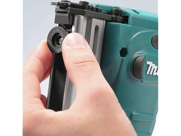 Makita XTS01Z Makita XTS01Z 18V LXT Crown Stapler