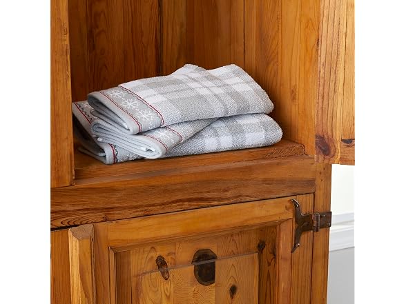 SKL Home Christmas/Winter Whistler Plaid Bath Towel