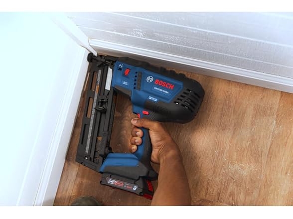 Bosch GNH18V-16MAB12-RT 18V 16GA Finish Nailer Kit