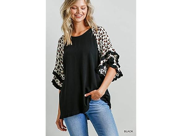 Umgee Women (M) Layered Bell Sleeve Tunic Top