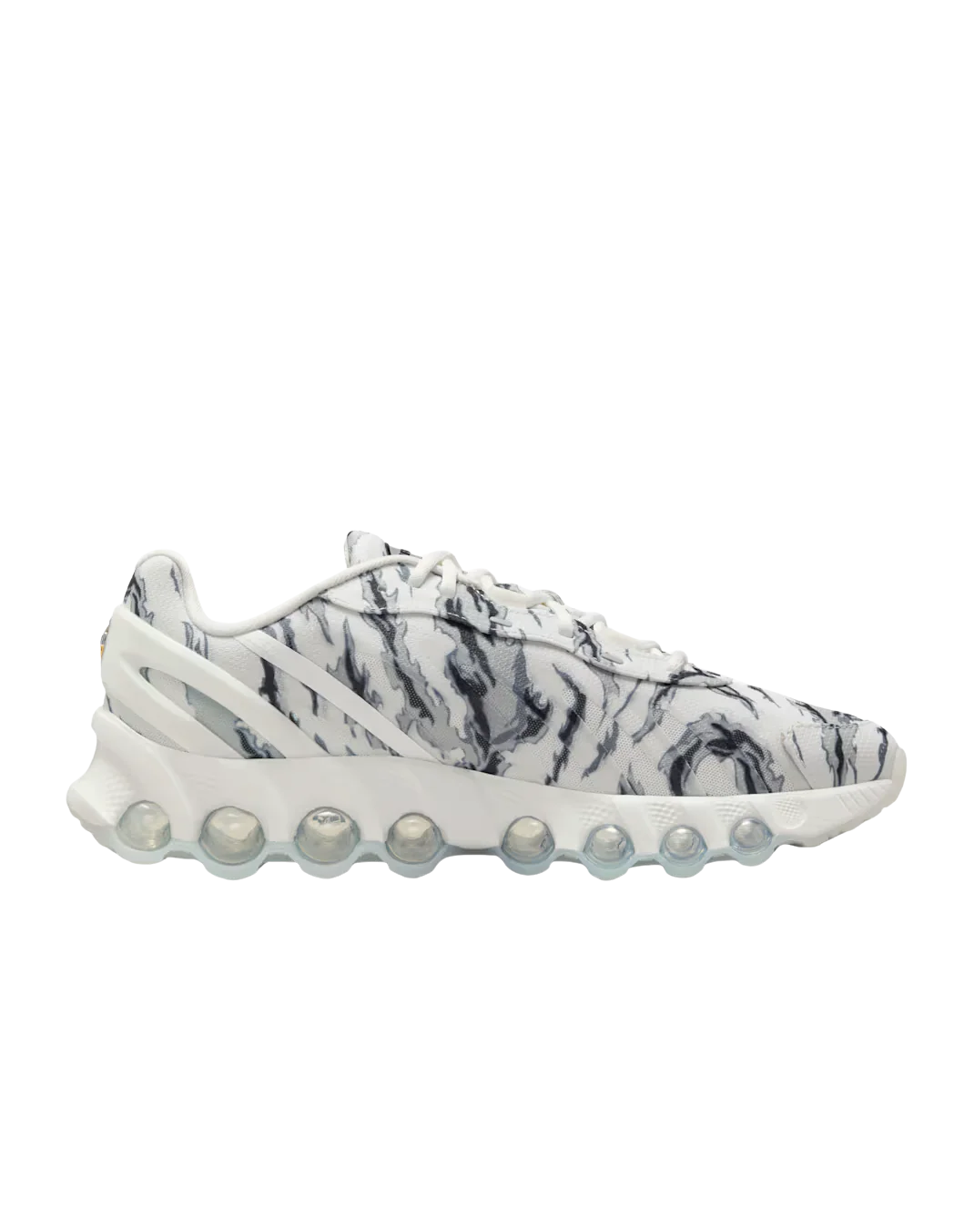 Nike Men's Air Max DN8 Shoes - Gallery 6
