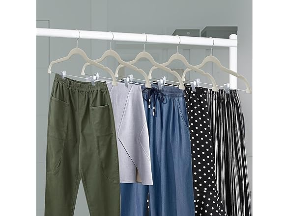 Lifemaster Velvet Skirt Hangers – Pack of 20, Ivory