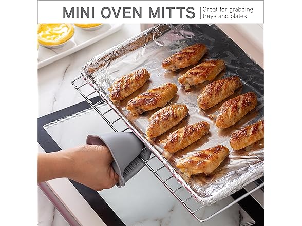 COOK WITH COLOR Silicone Oven Mitts