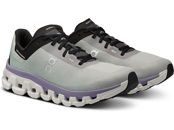 On Cloudflow 4 Womens - Fade Wisteria -