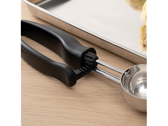 Restaurantware Ice Cream Scoop