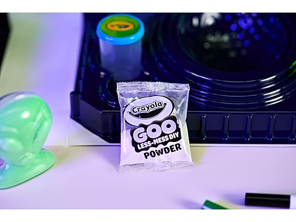 Crayola Goo All-in-1 Sensory Station