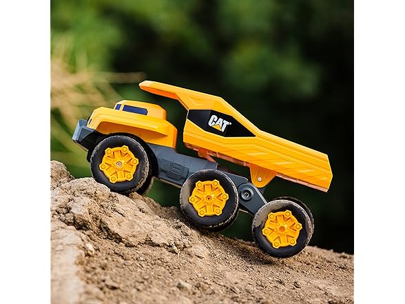 CAT Construction Toys Massive Mover Dump Truck