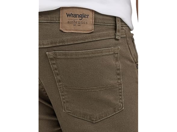 Wrangler Authentics Men (48W x 34L) Classic Jean