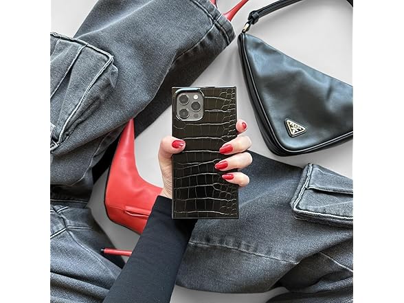 FLAUNT Flaunt Official Square Protective Case -