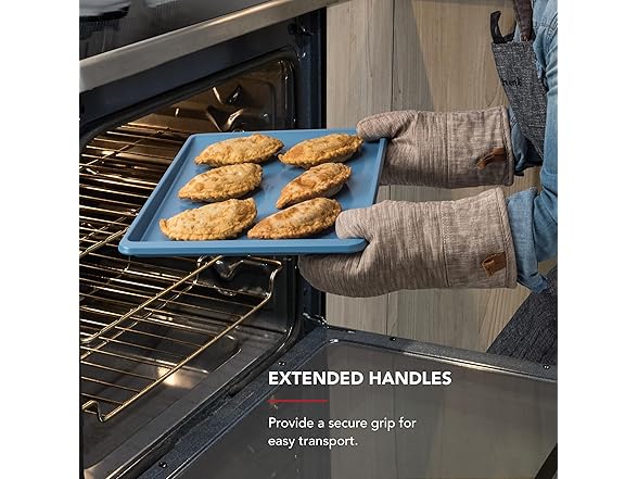 KitchenAid Nonstick Aluminized Steel Cookie Slider