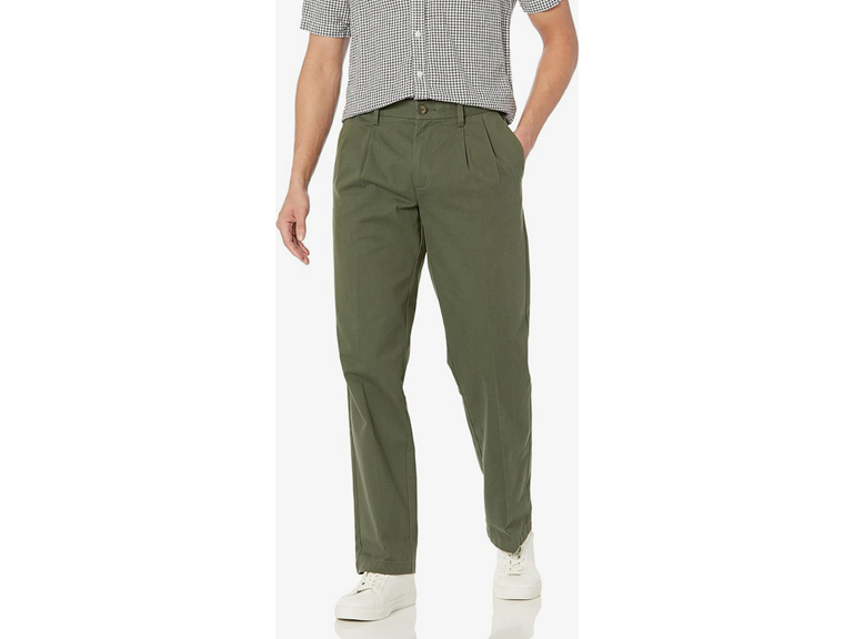 Amazon Essentials Men's Classic-Fit Wrinkle-Resistant Pleated Chino Pant (Available in Big & Tall), Dark Olive, 29W x 30L