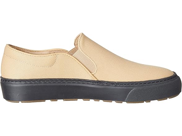 Amazon Essentials Women's Comfortable Slip-on Sneakers