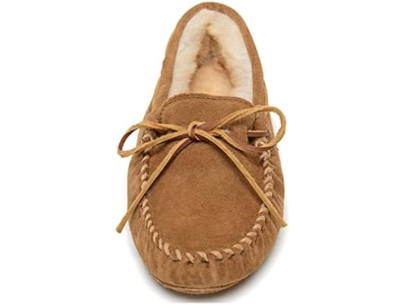 Minnetonka Women's Sheepskin Soft Leathe