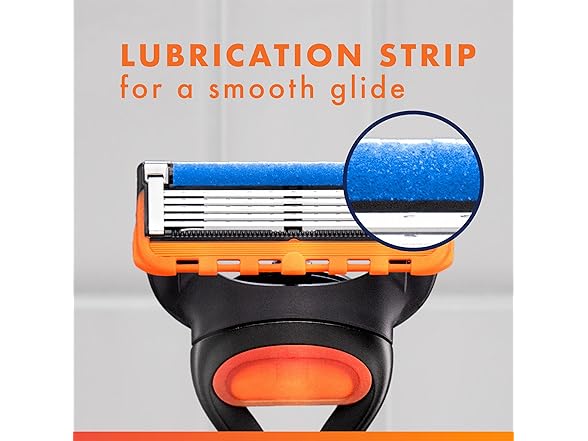 Gillette Fusion5 Razor + 4 Blade Refills
