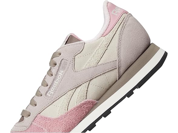 Reebok Unisex Classic Leather Sneaker