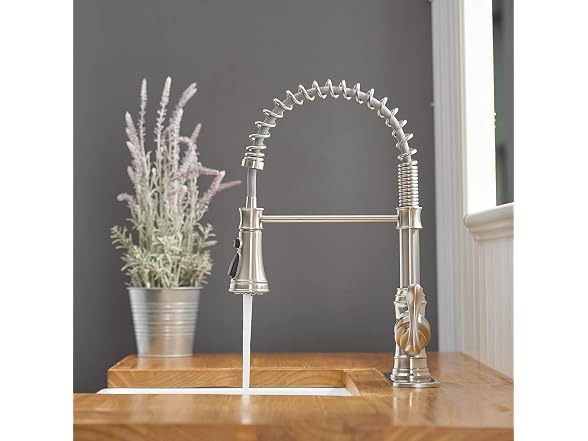 Kitchen Faucet with Pull Down Sprayer, Brushed Nic