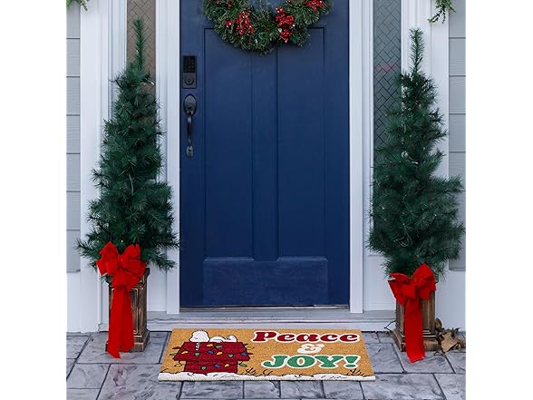 Gertmenian Peanuts Snoopy Coir Doormat