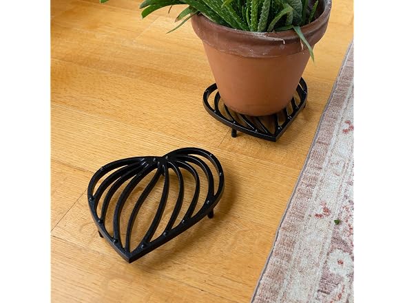 Leaf Wrought Iron Trivet, Pack of 2
